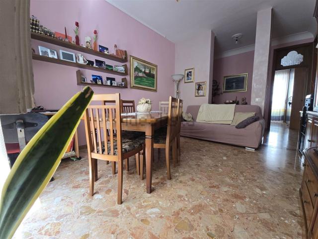Appartamento in vendita a Salerno, Campania