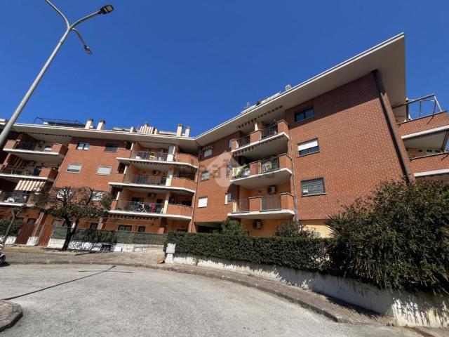 Appartamento in vendita a Cretarossa, Roma Capitale