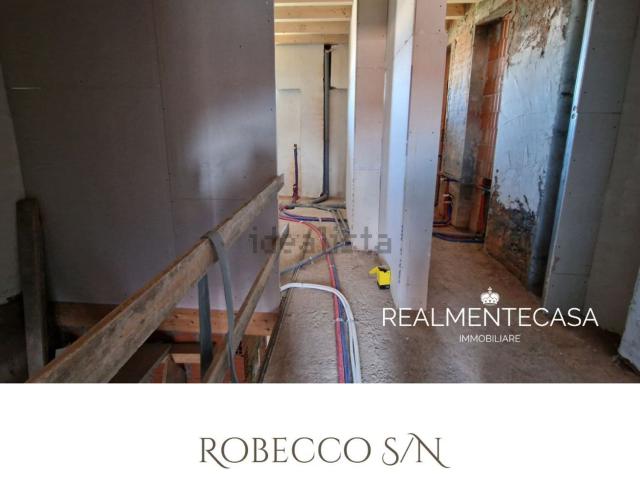 Appartamento in vendita a Robecco Sul Naviglio, Lombardia