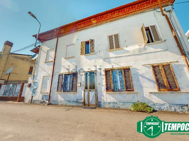 Appartamento in vendita a Mede, Lombardia