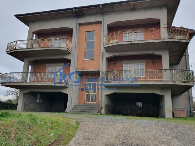Appartamento in vendita a Lubriano, Lazio