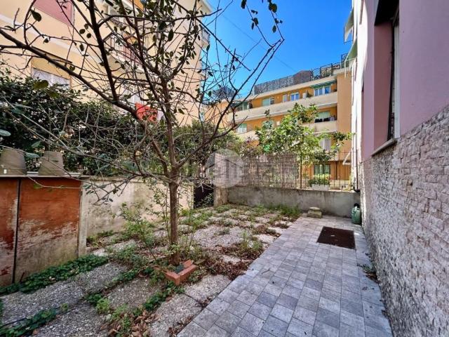 Appartamento in vendita a Ponente, Serra Riccò