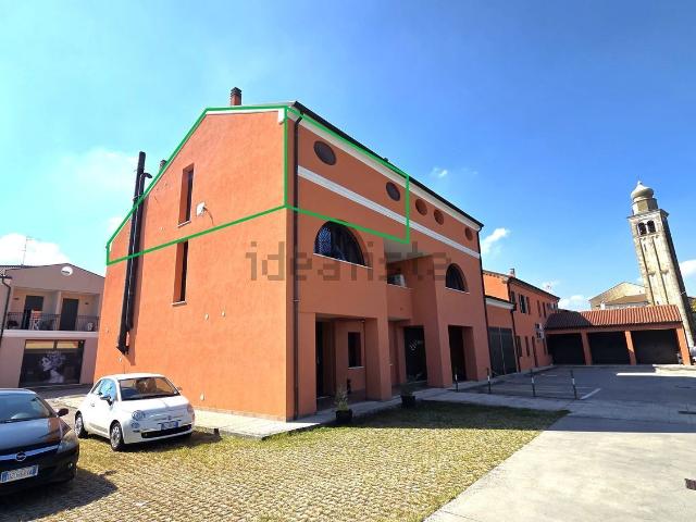 Attico in vendita a San Bovo, Correzzola