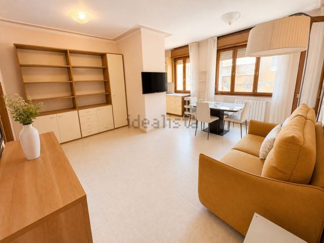 Appartamento in vendita a Bonaria, Cagliari