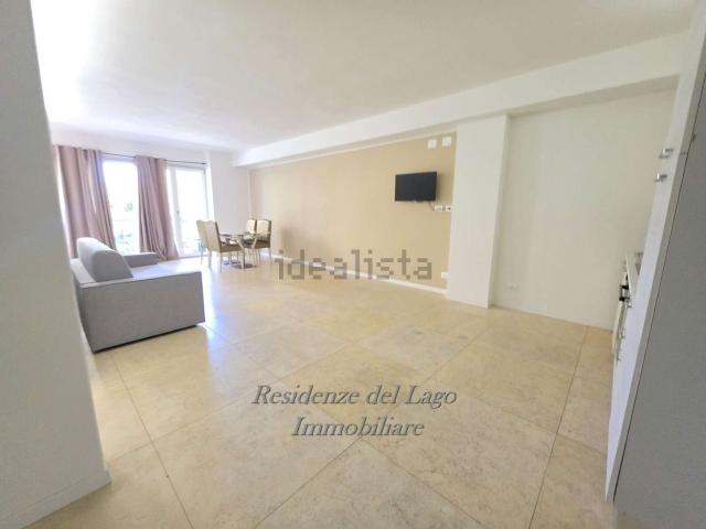 Appartamento in vendita a Desenzano Del Garda, Lombardia