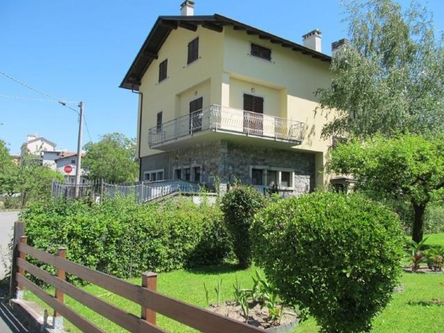 Appartamento in vendita a Teglio, Lombardia