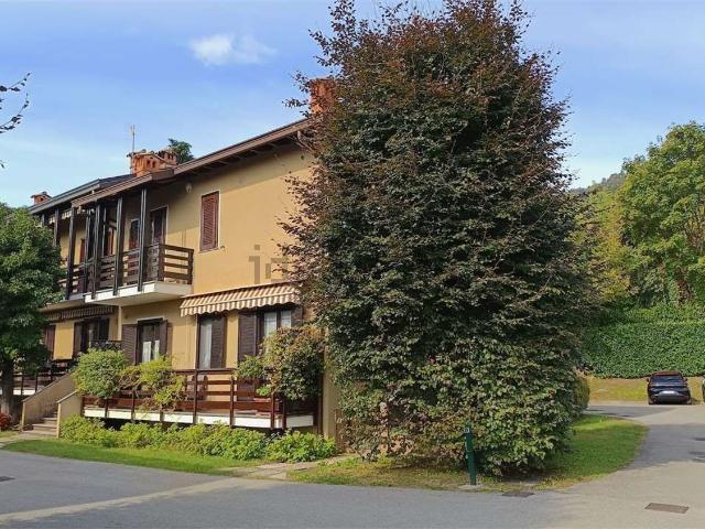 Appartamento in vendita a Buccinigo, Erba