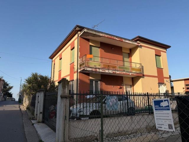 Appartamento in vendita a Mosciano Sant'angelo, Abruzzo