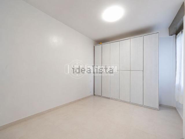 Appartamento in vendita a Muggiò, Lombardia
