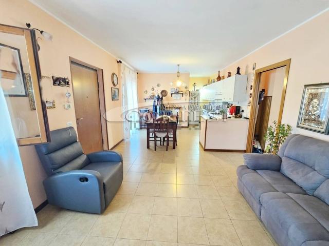Appartamento in vendita a Umbertide, Umbria