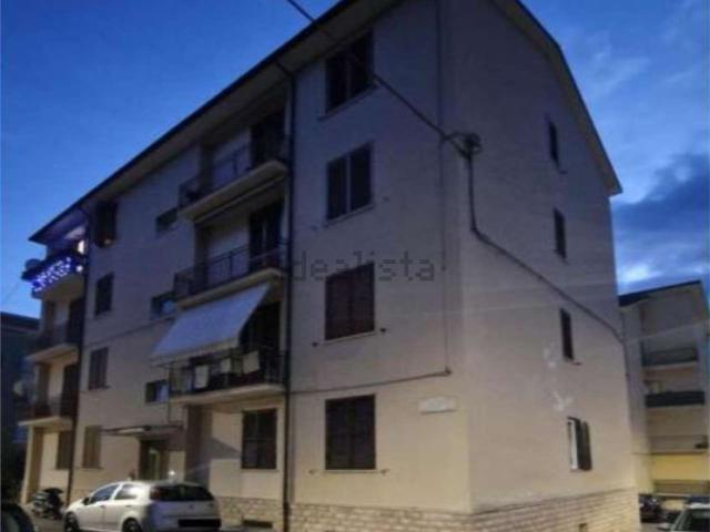 Appartamento in vendita a Sulmona, Abruzzo