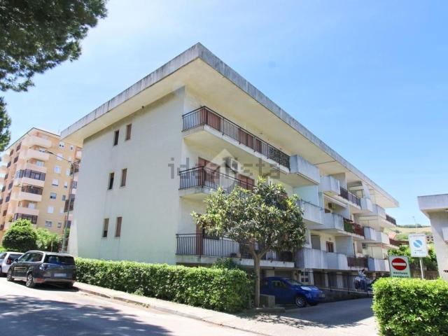 Appartamento in vendita a Casabianca, Marche