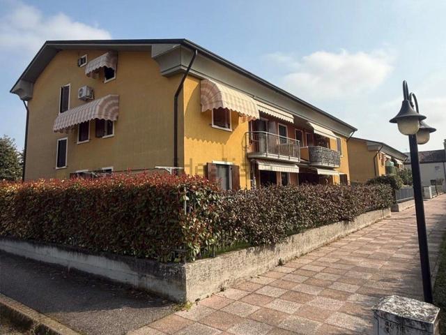 Appartamento in vendita a Trevenzuolo, Veneto