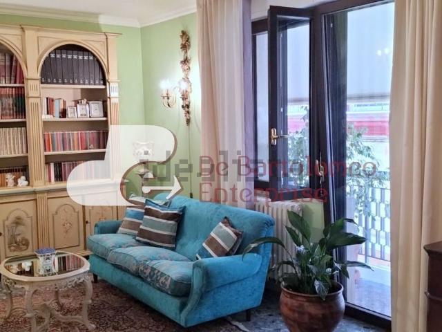 Appartamento in vendita a Valenzano San Lorenzo, Puglia