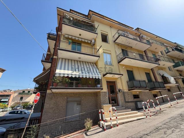 Appartamento in vendita a Madonna Alta, Perugia