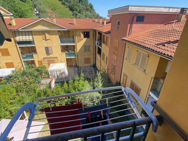 Appartamento in vendita a Alteta, Massa