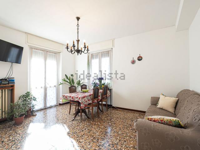Appartamento in vendita a Mariano Comense, Como