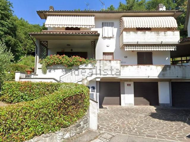 Appartamento in vendita a Mercatale, Vernio