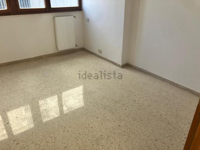 Appartamento in vendita a Villaggio Trieste, Latina