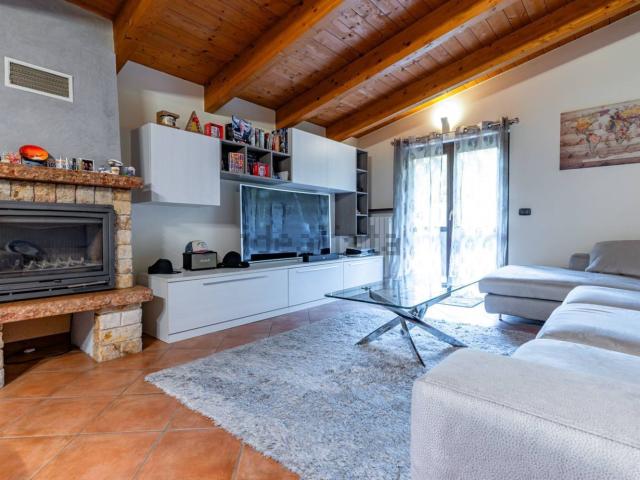 Appartamento in vendita a Albino, Lombardia