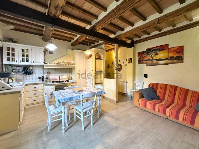 Appartamento in vendita a Abbadia San Salvatore, Toscana