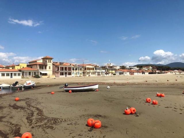 Appartamento in vendita a Follonica, Toscana