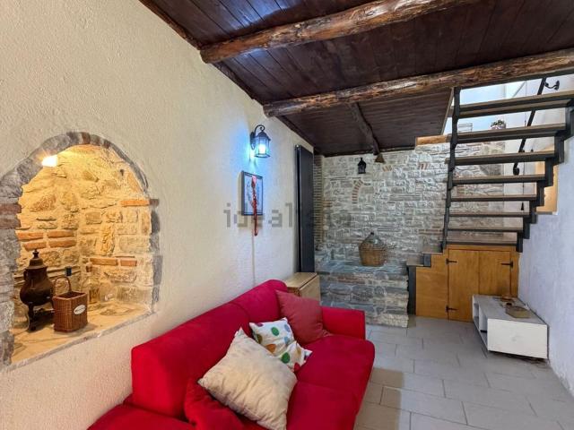 Appartamento in vendita a Capocastello, Mercogliano