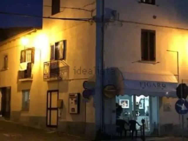 Appartamento in vendita a Ocre, Abruzzo