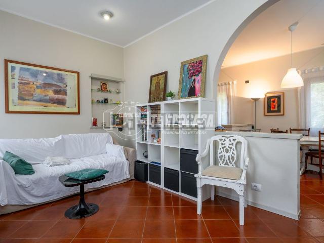 Appartamento in vendita a Re, Reggio Emilia