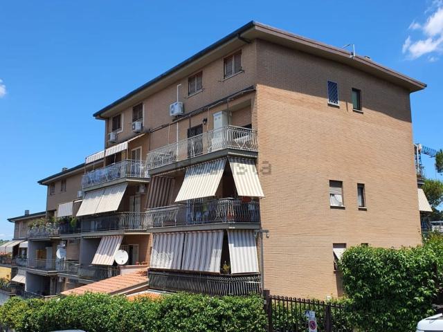 Appartamento in vendita a Tor Lupara, Roma Capitale