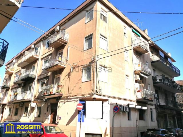Appartamento in vendita a Paternò, Sicilia