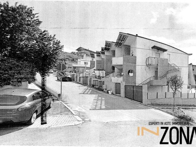 Appartamento in vendita a Cappelle sul Tavo, Pescara