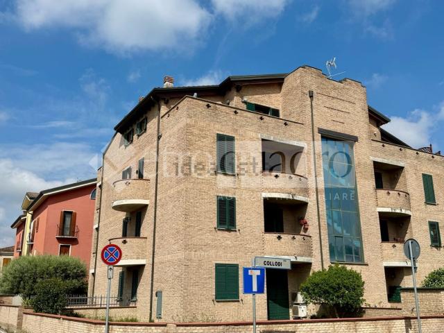 Appartamento in vendita a Ostiglia, Mantova