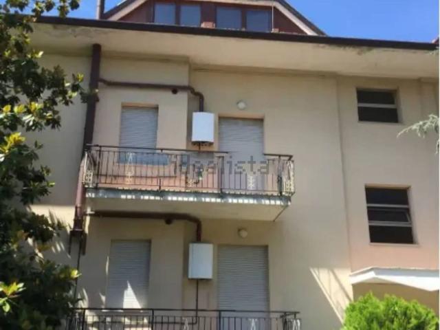 Appartamento in vendita a Ostra, Ancona