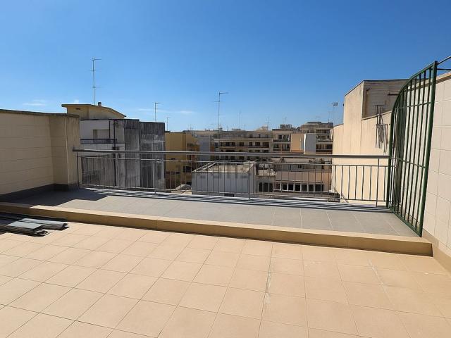 Attico in vendita a Bari, Libertà