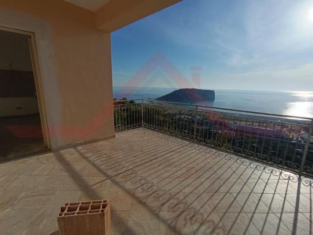 Appartamento in vendita a Foresta, Calabria