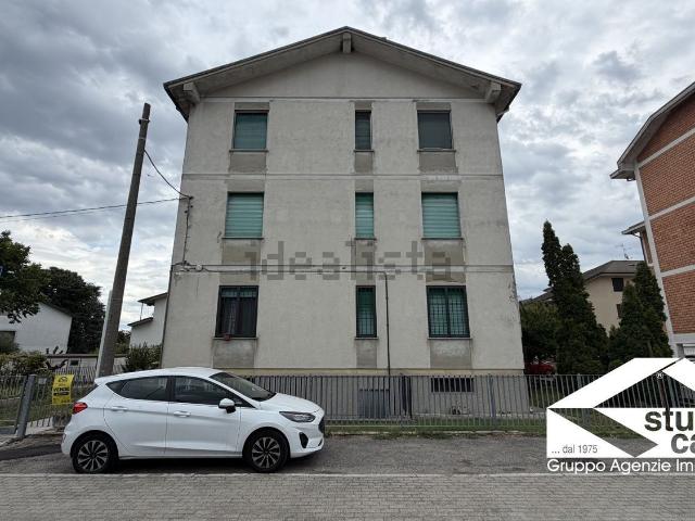 Appartamento in vendita a Carpiano, Lombardia