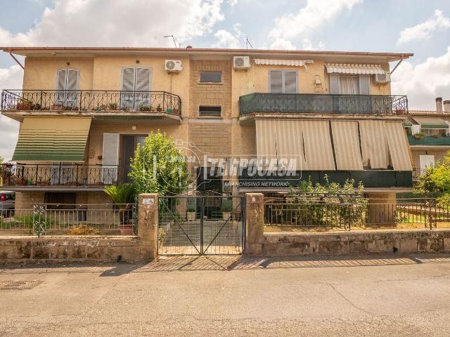 Appartamento in vendita a Anguillara Sabazia, Roma Capitale