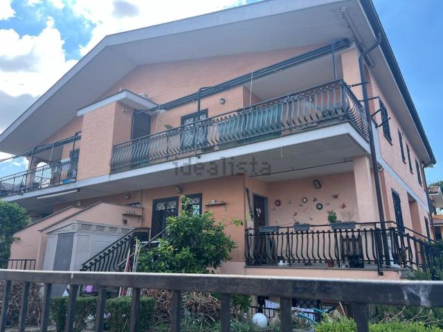 Appartamento in vendita a Acilia, Roma