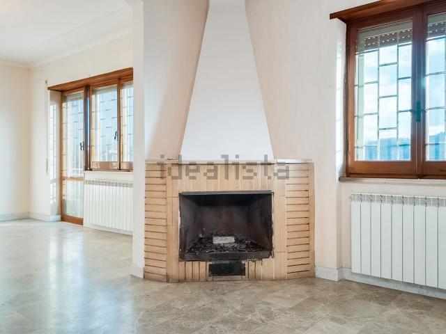 Appartamento in vendita a Villaggio Rinascita, Roma Capitale
