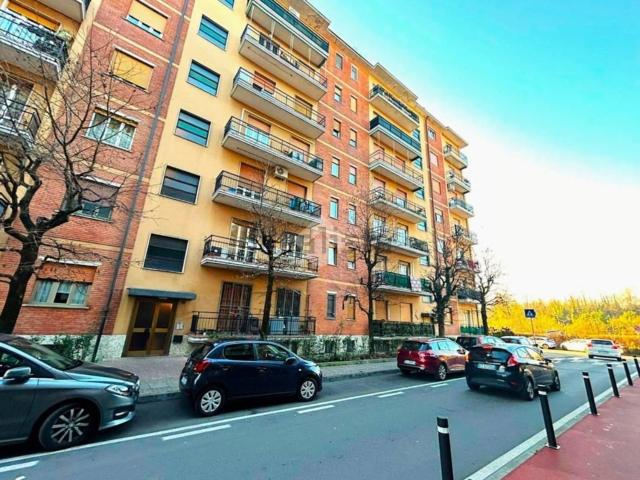 Appartamento in vendita a Carnate, Lombardia