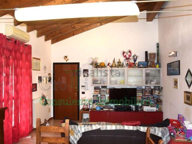 Appartamento in vendita a Trivolzio, Lombardia