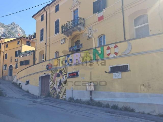 Appartamento in vendita a Carrara, Toscana