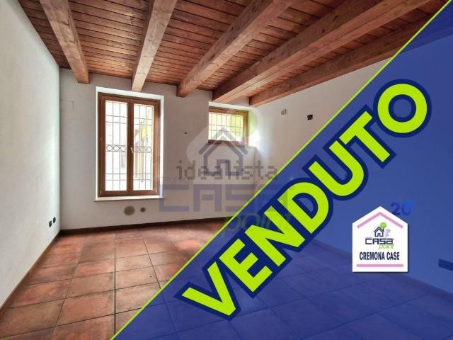 Appartamento in vendita a Castelverde, Lombardia