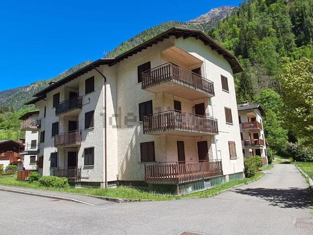 Appartamento in vendita a Trabuchello, Isola di Fondra