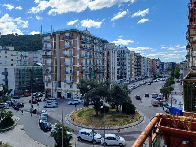 Appartamento in vendita a Salerno