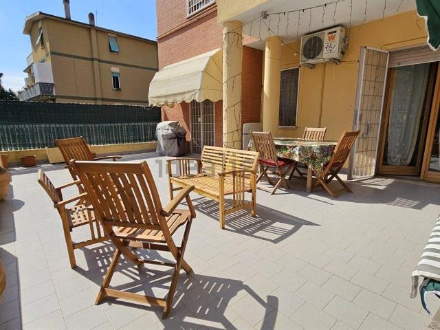 Appartamento in vendita a Tor Lupara, Roma Capitale