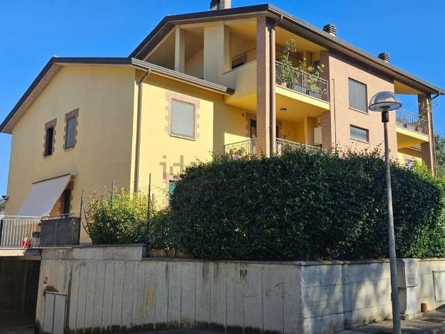 Appartamento in vendita a Collazzone, Umbria