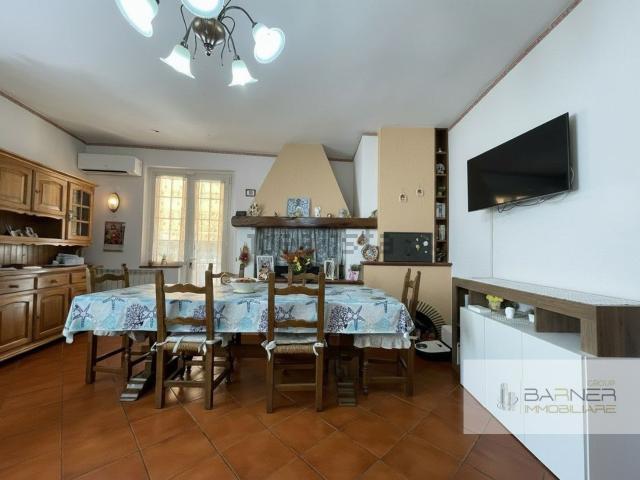Appartamento in vendita a Camaiore, Toscana