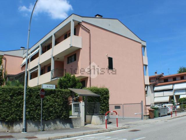 Appartamento in vendita a Malnate, Lombardia